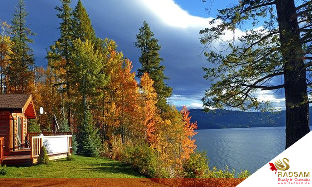 یکی از زیباترین فصل ها در کانادا فصل پاییز